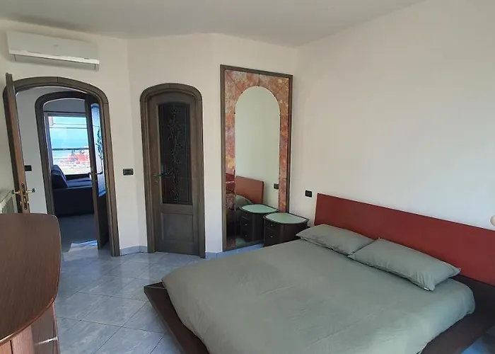 Attico Con Vista Su Apartmán