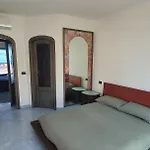 Attico Con Vista Su Apartamento
