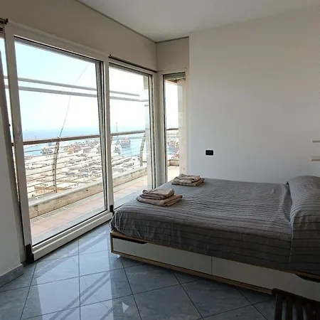 Attico Con Vista Su Apartment Genoa