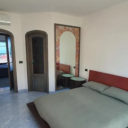 Attico Con Vista Su Apartman
